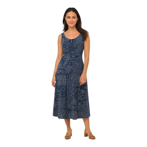 Chaps Dresses & Skirts - Chaps Navy and White Patterned Maxi Dress
